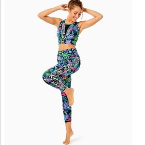 NWT Lilly Pulitzer UPF 50+ Luxletic 24" Weekender High Rise Midi Legging